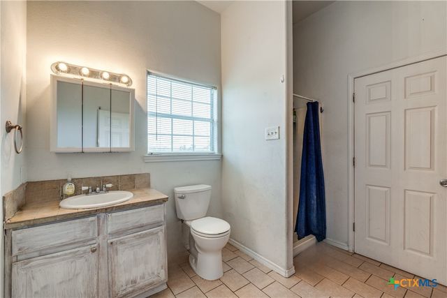 256 County Road 481, Gonzales, TX 78629