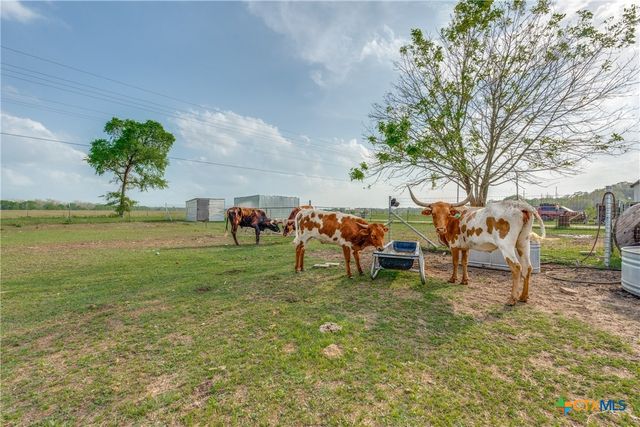 256 County Road 481, Gonzales, TX 78629