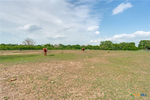 256 County Road 481, Gonzales, TX 78629