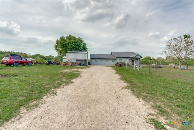 256 County Road 481, Gonzales, TX 78629