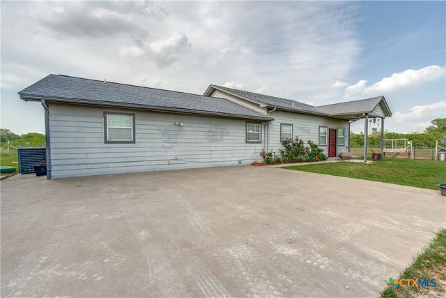 256 County Road 481, Gonzales, TX 78629