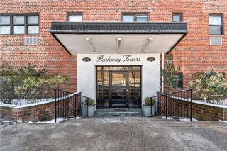1910 Pelham Parkway S 5C, Bronx, NY 10461