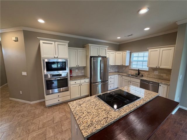 537 Keats Drive, Fayetteville, AR 72704
