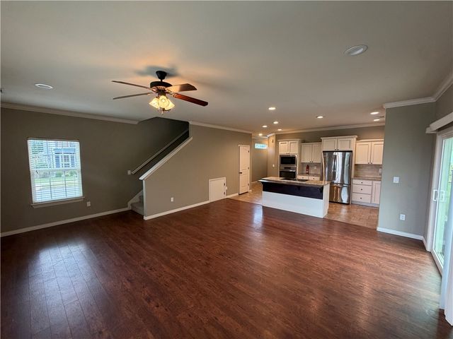 537 Keats Drive, Fayetteville, AR 72704