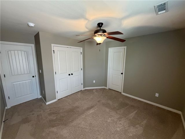 537 Keats Drive, Fayetteville, AR 72704
