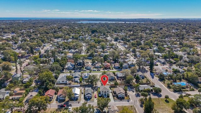 1066 8TH AVENUE S, St Petersburg, FL 33705