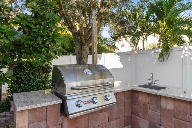 10063 BAYWATER BREEZE DRIVE, Orlando, FL 32827