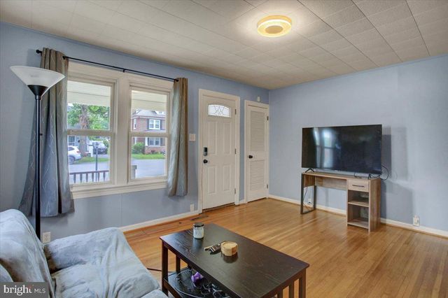 11038 LINCOLN AVE, Hagerstown, MD 21740
