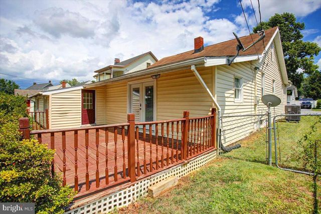 11038 LINCOLN AVE, Hagerstown, MD 21740