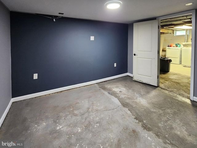 11038 LINCOLN AVE, Hagerstown, MD 21740