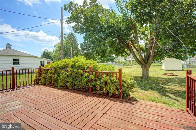11038 LINCOLN AVE, Hagerstown, MD 21740