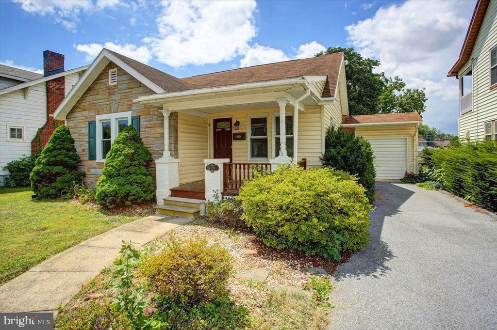 11038 LINCOLN AVE, Hagerstown, MD 21740