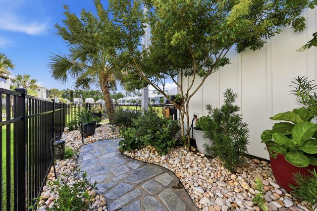 298 Splendor Circle, Murrells Inlet, SC 29576