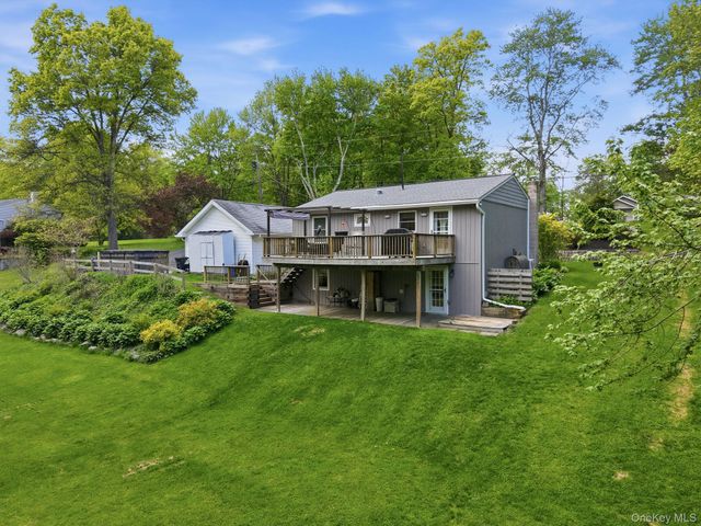 68 Ridge Road, Wallkill, NY 12589