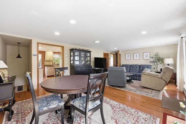 68 Ridge Road, Wallkill, NY 12589