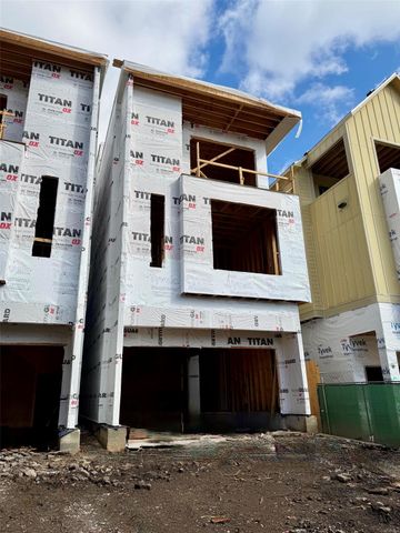 2412 Quenby Street, Houston, TX 77005