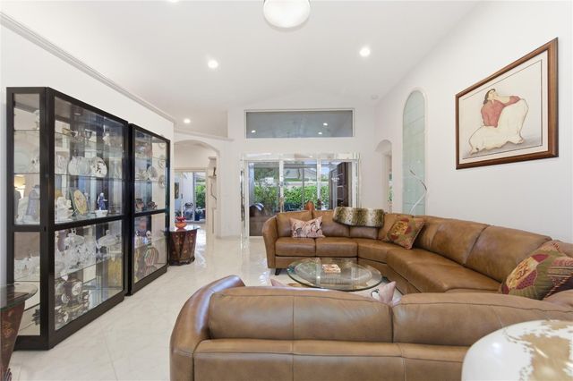 6755 Viale Elizabeth, Delray Beach, FL 33446