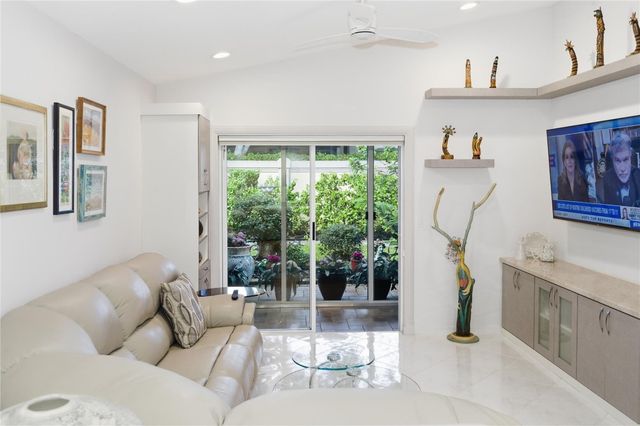 6755 Viale Elizabeth, Delray Beach, FL 33446