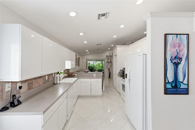 6755 Viale Elizabeth, Delray Beach, FL 33446