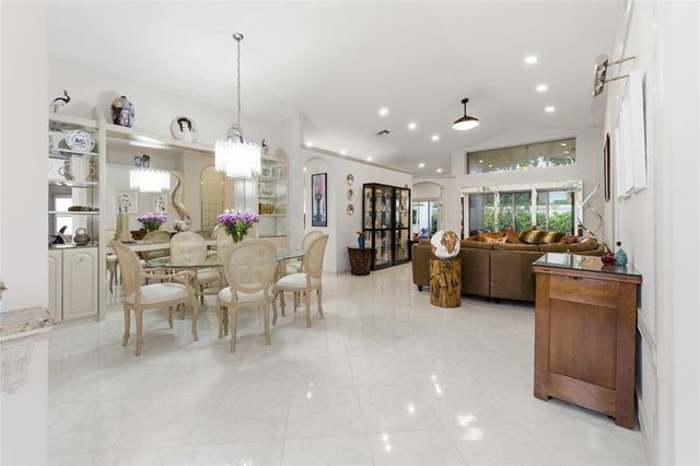 6755 Viale Elizabeth, Delray Beach, FL 33446