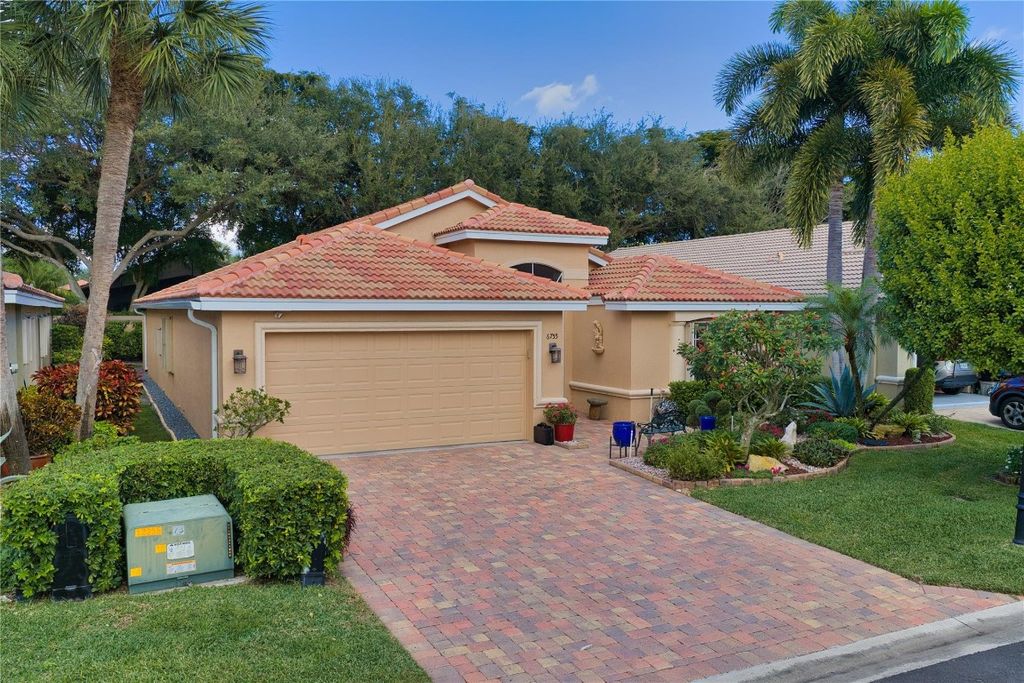 6755 Viale Elizabeth, Delray Beach, FL 33446