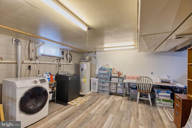 220 W PENN AVE, Cleona, PA 17042