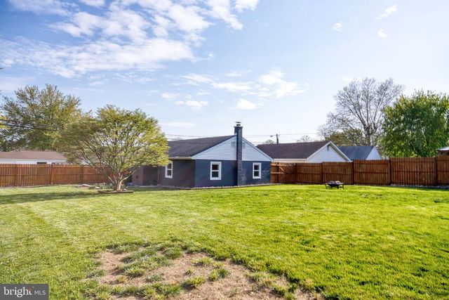 220 W PENN AVE, Cleona, PA 17042