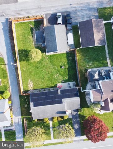 220 W PENN AVE, Cleona, PA 17042
