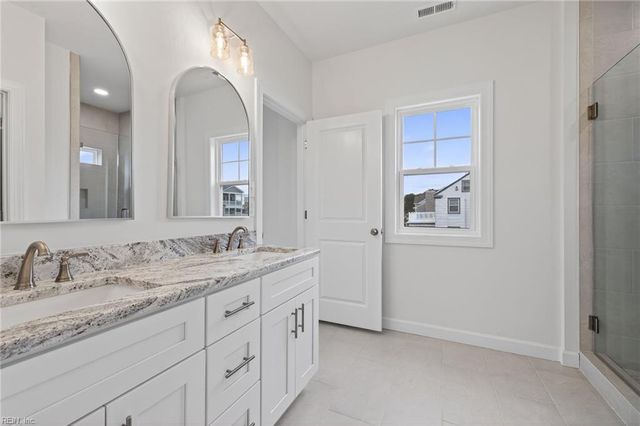 1364 Narrow WAY, Virginia Beach, VA 23451