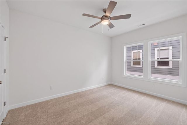 1364 Narrow WAY, Virginia Beach, VA 23451