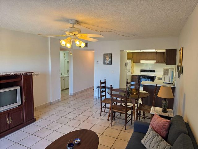 14250 SW 62nd St 409, Miami, FL 33183