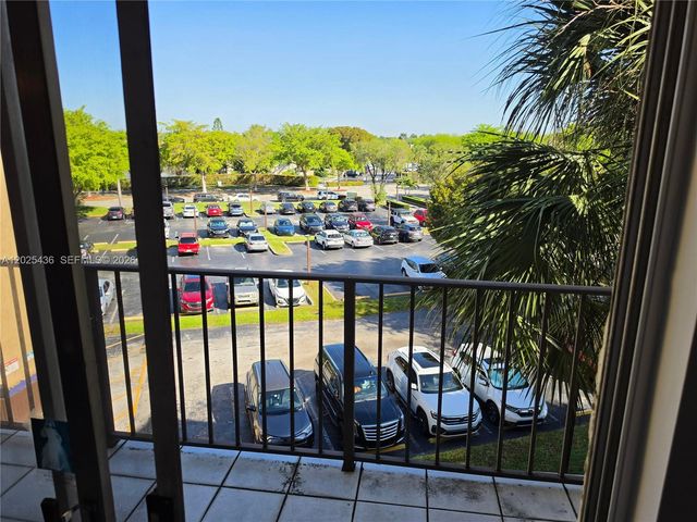 14250 SW 62nd St 409, Miami, FL 33183