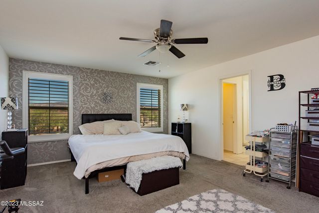 9553 S Miller Flats Drive, Tucson, AZ 85747