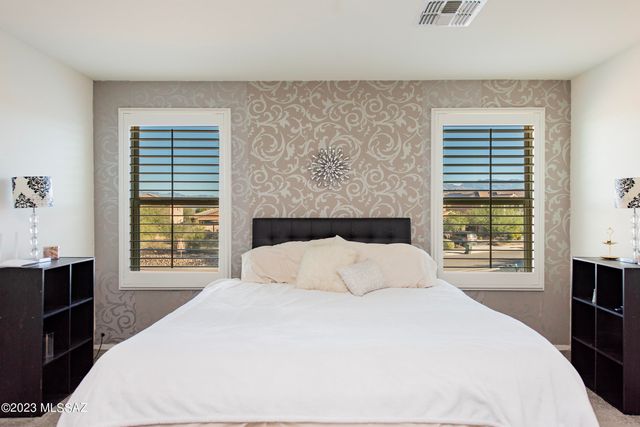 9553 S Miller Flats Drive, Tucson, AZ 85747