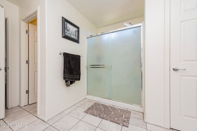 9553 S Miller Flats Drive, Tucson, AZ 85747