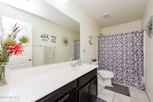 9553 S Miller Flats Drive, Tucson, AZ 85747