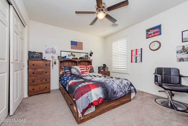 9553 S Miller Flats Drive, Tucson, AZ 85747