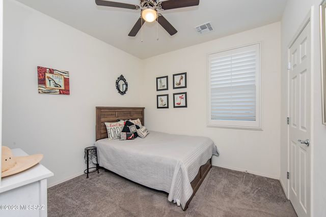 9553 S Miller Flats Drive, Tucson, AZ 85747