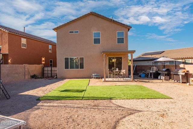 9553 S Miller Flats Drive, Tucson, AZ 85747