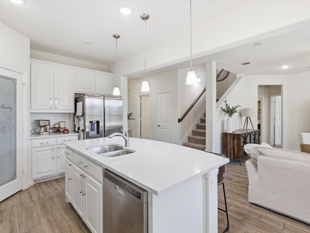 1013 WILDWOOD Drive, Joshua, TX 76058