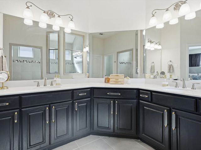 1013 WILDWOOD Drive, Joshua, TX 76058