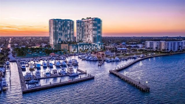 220 Lake Shore Drive 908, Lake Park, FL 33403