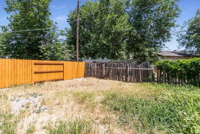 1446 N MANDALAY RD, Salt Lake City, UT 84116