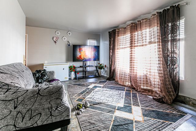 1446 N MANDALAY RD, Salt Lake City, UT 84116