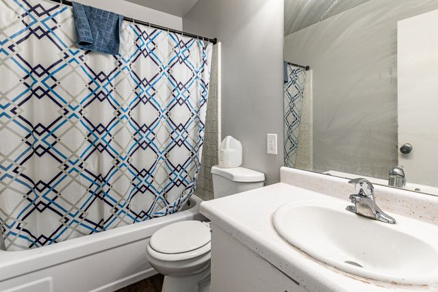 1446 N MANDALAY RD, Salt Lake City, UT 84116