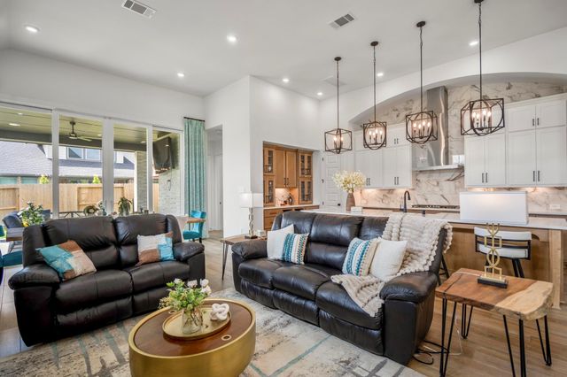 31303 Hastings Creek Lane, Fulshear, TX 77441