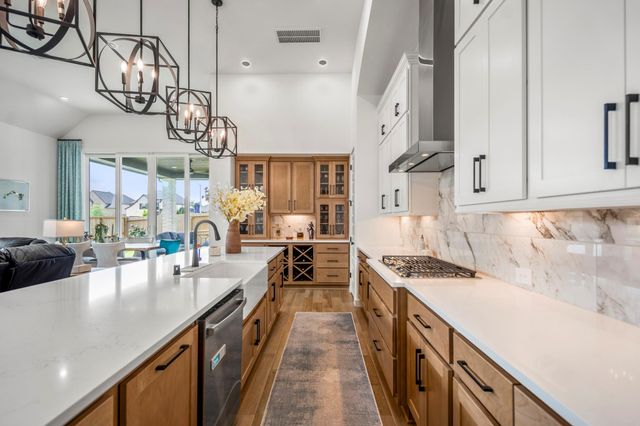 31303 Hastings Creek Lane, Fulshear, TX 77441