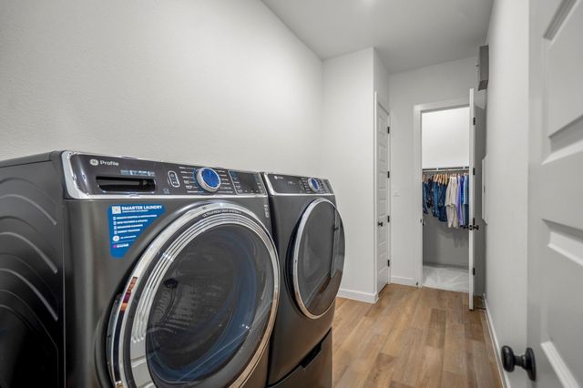 31303 Hastings Creek Lane, Fulshear, TX 77441