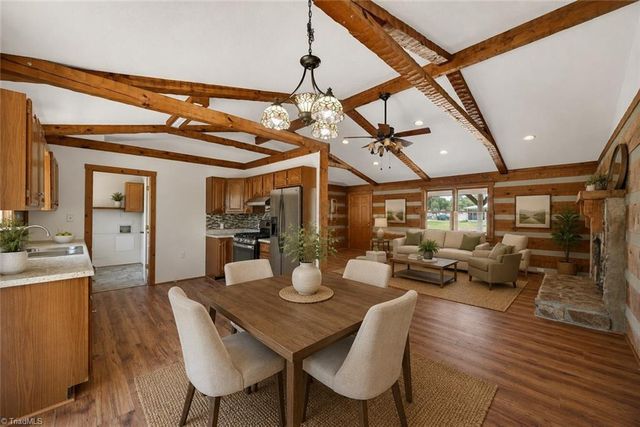 7000 Oakridge Drive, Lexington, NC 27295