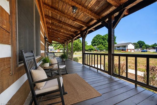 7000 Oakridge Drive, Lexington, NC 27295